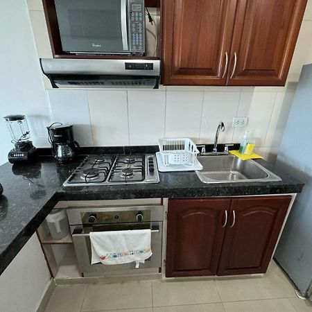 Apartamento En Laguito Ed Torres Del Lago 604 Icdi Cartagena Buitenkant foto