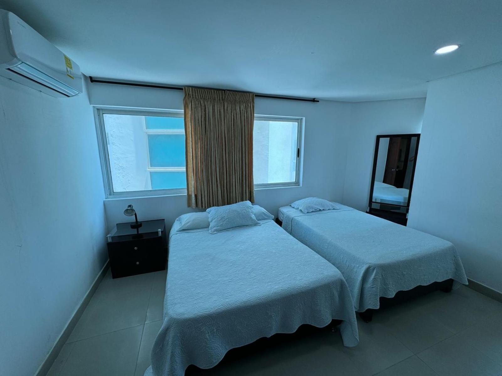 Apartamento En Laguito Ed Torres Del Lago 604 Icdi Cartagena Buitenkant foto